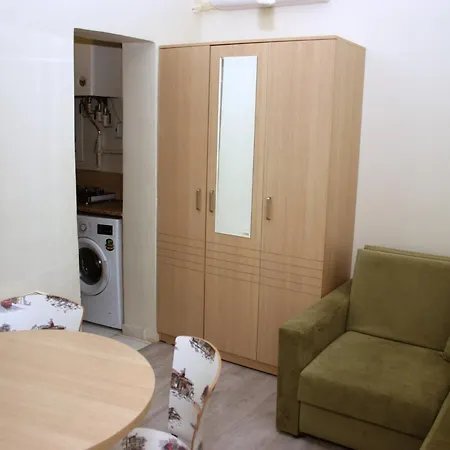 Hotel apartamentowy Miracle