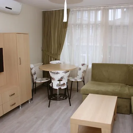 Hotel apartamentowy Miracle *